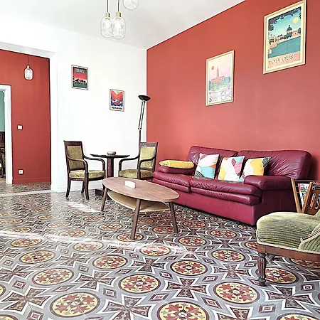 Belle Au Coeur Du Frontonnais - Coeur De Village - Piscine, Jardin Et Terrasses Prives - Climatisation - 8 Personnes - 5 Lits Holiday home