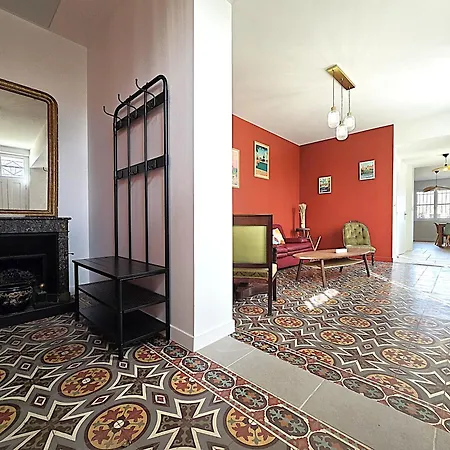 Holiday home Belle Au Coeur Du Frontonnais - Coeur De Village - Piscine, Jardin Et Terrasses Prives - Climatisation - 8 Personnes - 5 Lits Fronton