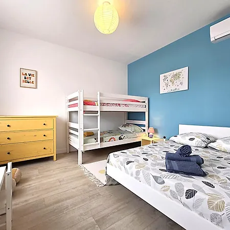 Belle Au Coeur Du Frontonnais - Coeur De Village - Piscine, Jardin Et Terrasses Prives - Climatisation - 8 Personnes - 5 Lits Holiday home *